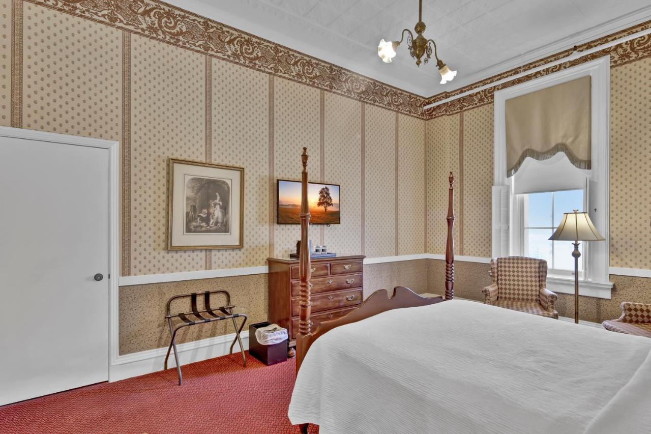 St James Hotel Red Wing Buitenkant foto