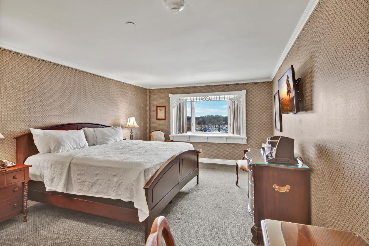 St James Hotel Red Wing Buitenkant foto