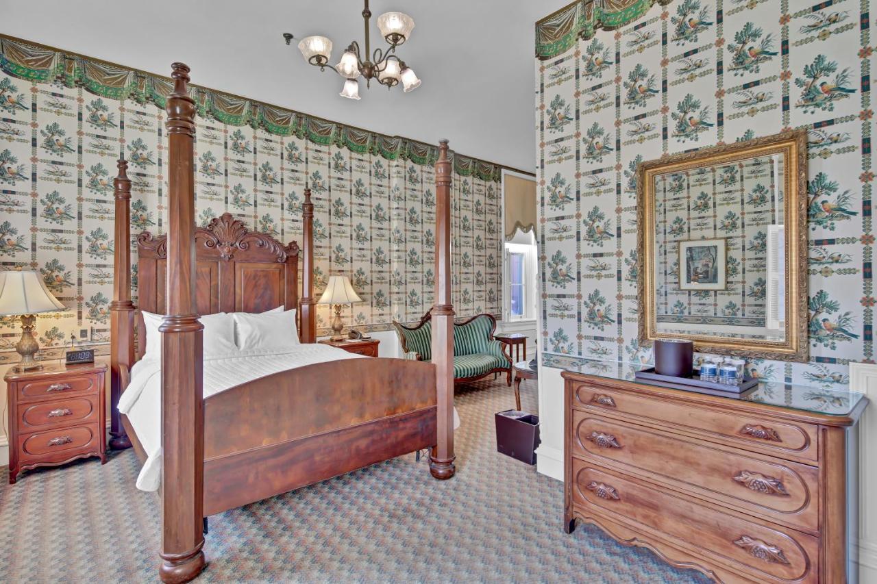 St James Hotel Red Wing Buitenkant foto